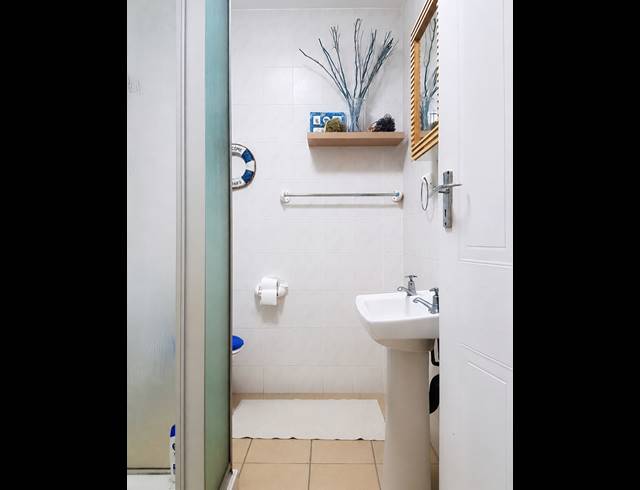 2 BEDROOM SECTIONAL TITLE FOR SALE IN SCOTTBURGH CENTRAL
